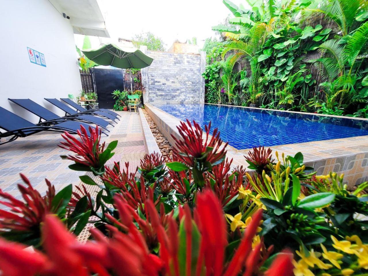 Bed & Bedzzz Hostel Siem Reap Buitenkant foto