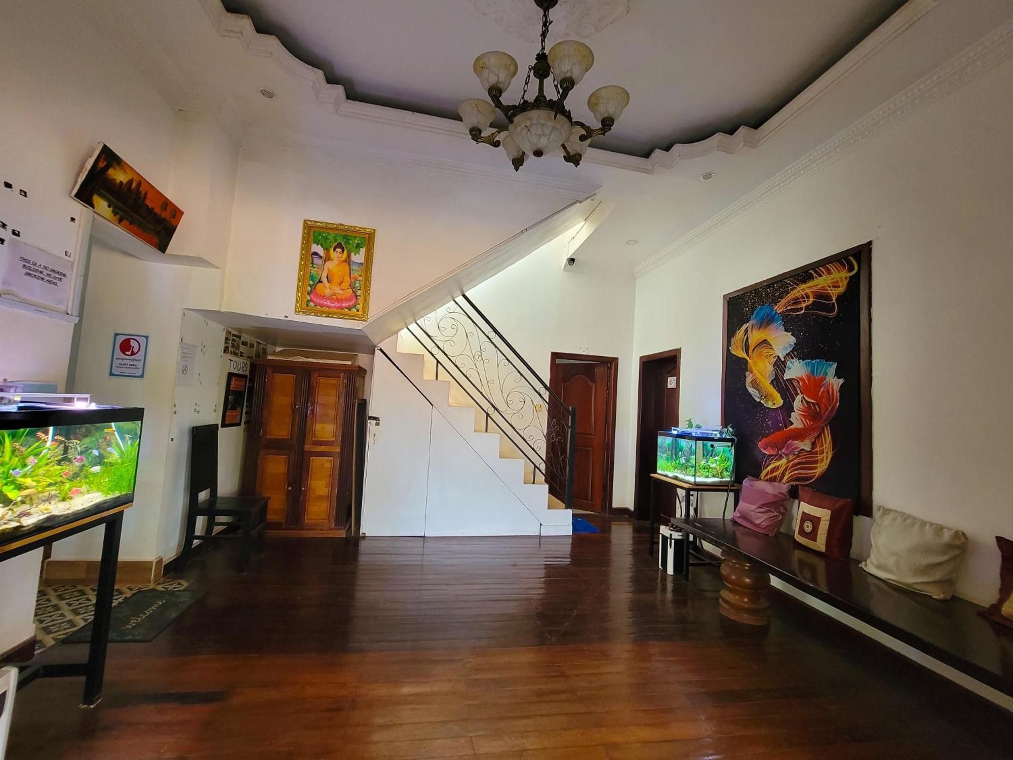 Bed & Bedzzz Hostel Siem Reap Buitenkant foto