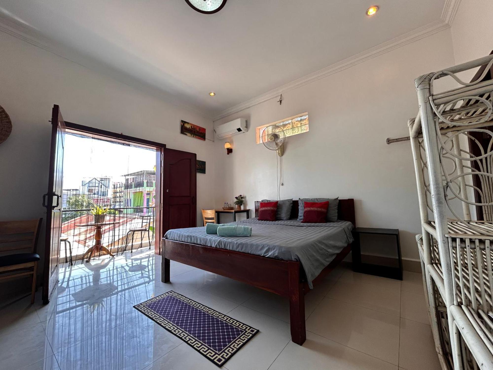 Bed & Bedzzz Hostel Siem Reap Buitenkant foto