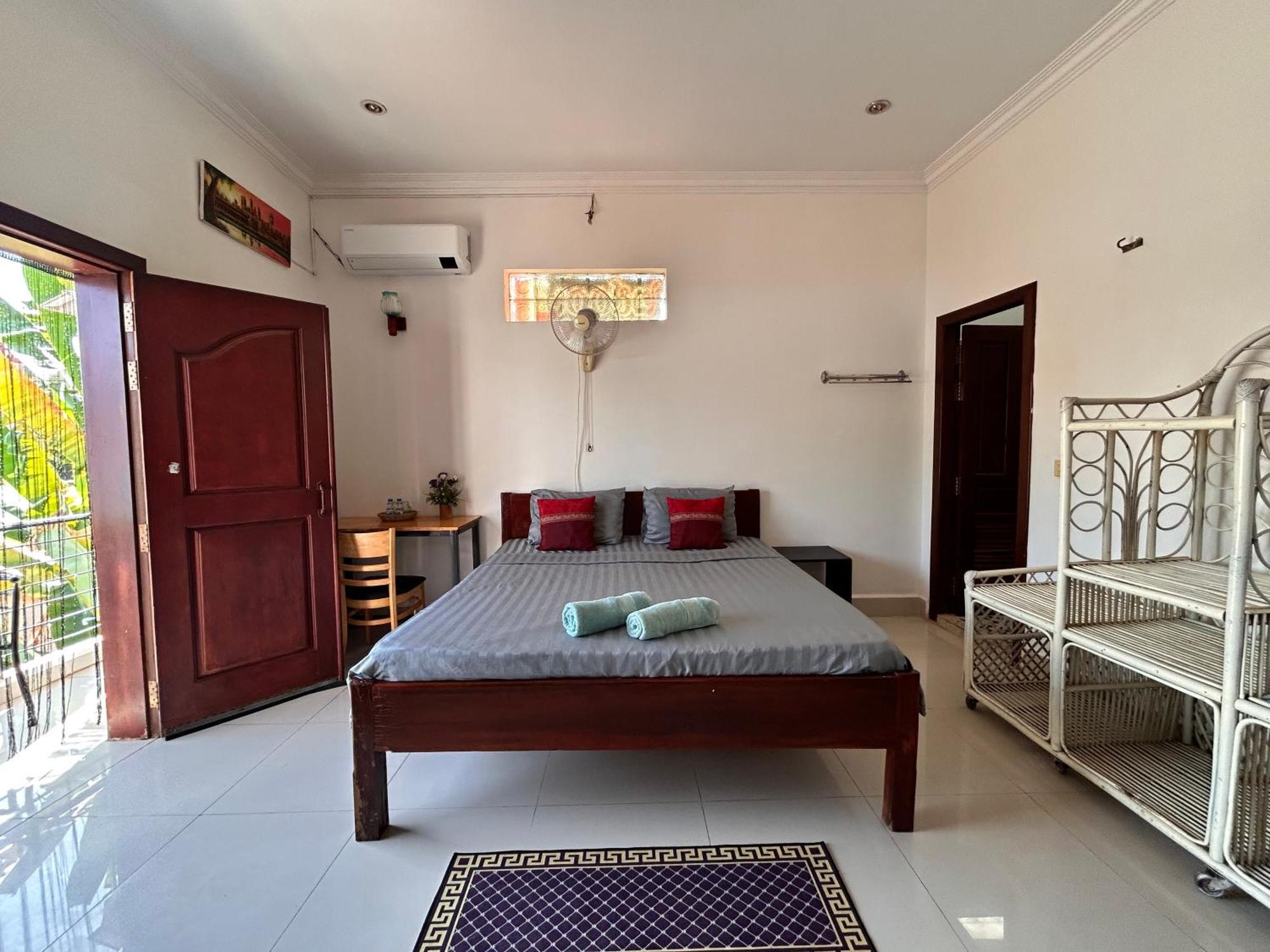 Bed & Bedzzz Hostel Siem Reap Buitenkant foto